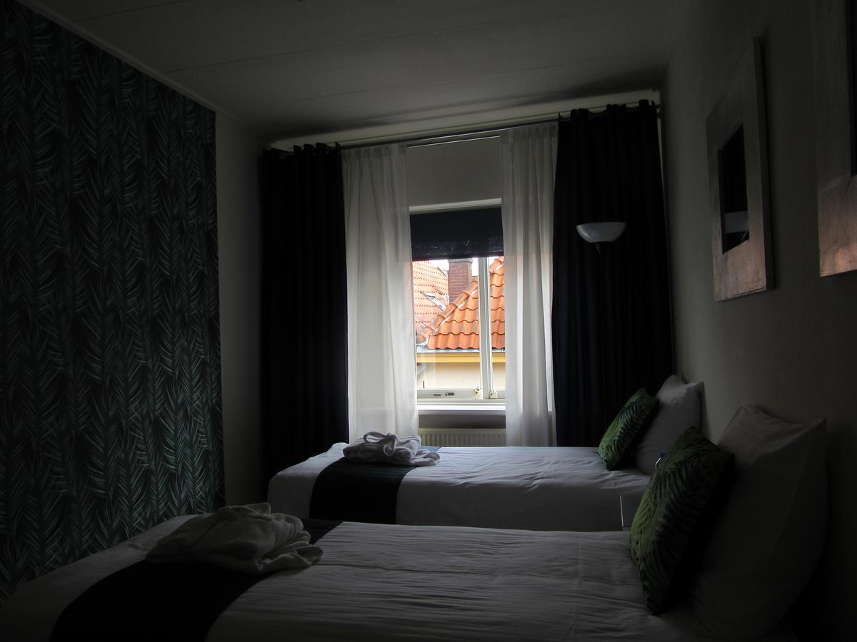 Bed & Breakfast Onder De Dekens Bed & Breakfast Хардевайк Екстериор снимка
